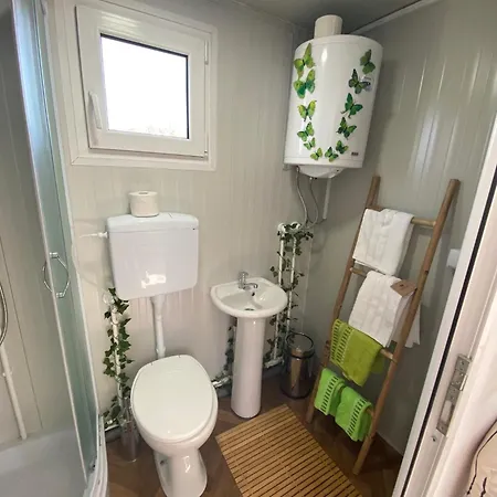 Danube Oasis Stevantown 2 Case de vacanță